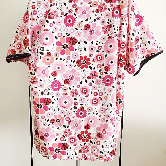 Nursing Uniform Top - Picture 2 of 2